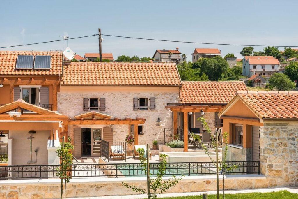 Villa Hirundo Rustica Skradin Esterno foto